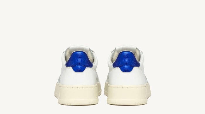 Autry 01 - Sneakers Medalist Low Leather/Leather - Blue-Chaussures-AULW-LL63-1