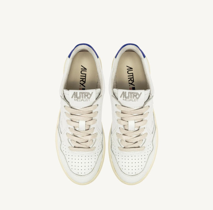 Autry 01 - Sneakers Medalist Low Leather/Leather - Blue-Chaussures-AULW-LL63-1