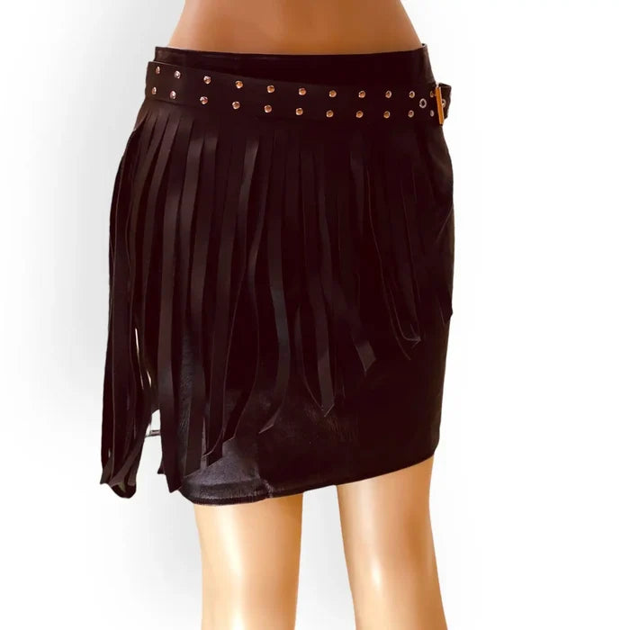 Black studded short tassel belt with silver grommets and fringe detailing – wide faux leather adjustable belt for punk, gothic, western, or boho festival outfits.