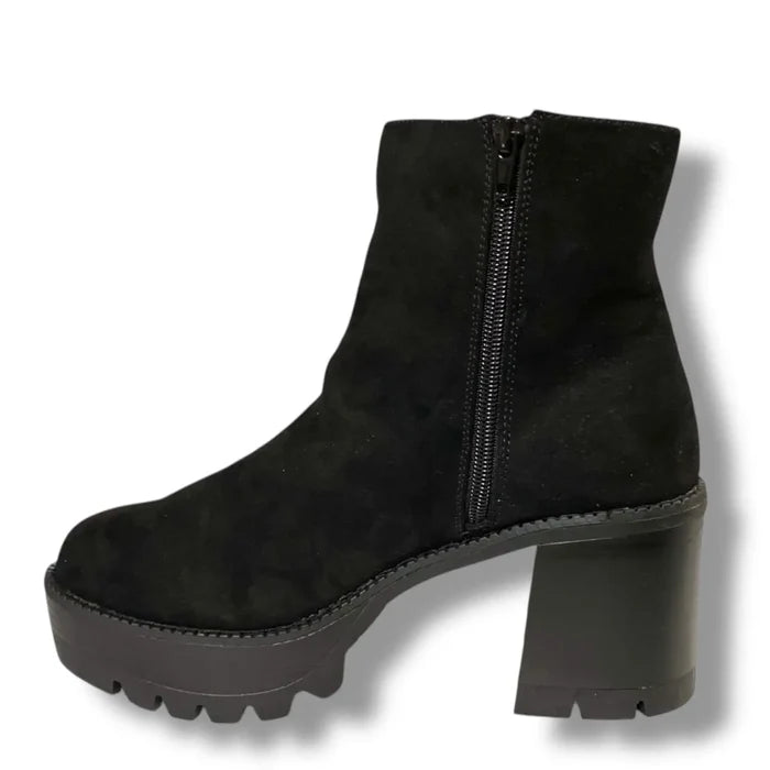 black faux suede platform heel ankle boots with lug sole, block heel, inner zipper, women’s size 9