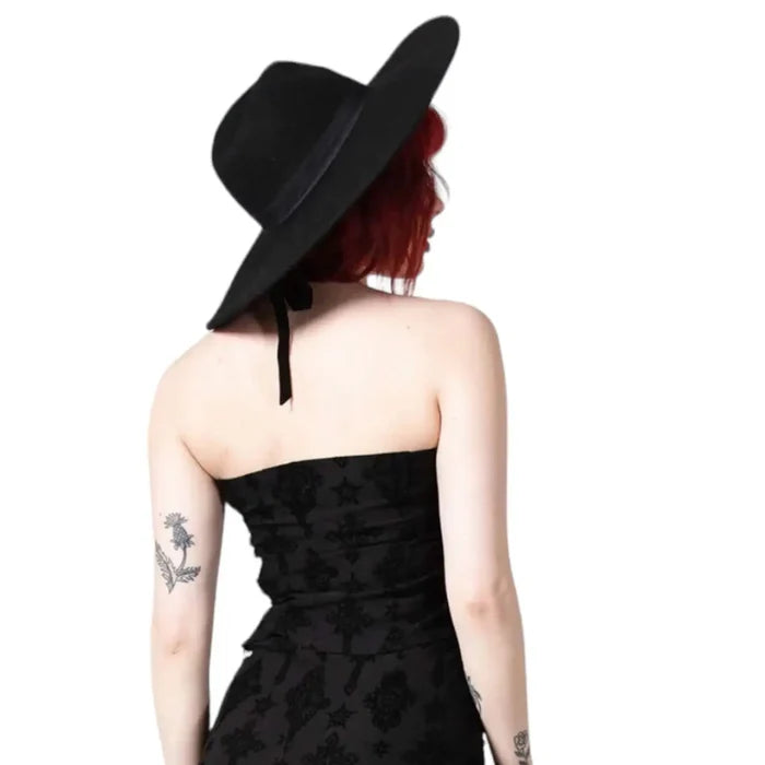 back view of Black V Neck Lace Up Sides Cropped Halter Top model wearing wide brim hat matching pants