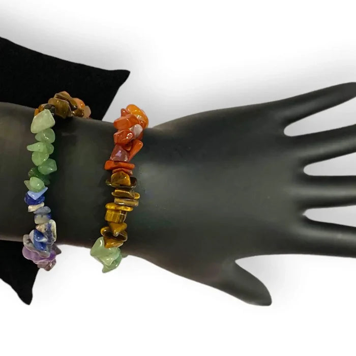 close up natural stone chips tiger eye carnelian jade aventurine sodalite amethyst quartz