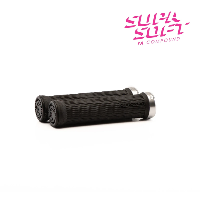 Black handlebar grips with Chromag logo on a white background, featuring 'Sulta Sulta' branding.