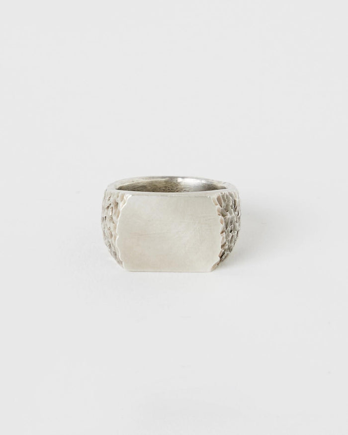 Heresy - Warden Ring - Oxisidised Silver-Bijoux-HAW23-J01