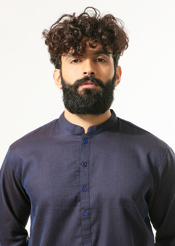 Indigo men’s kurta with mandarin collar and center button placket