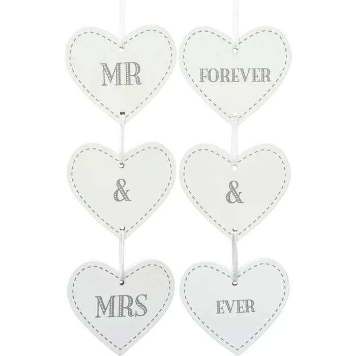 mr and mrs forever and ever wooden hanging heart wedding decoration sign