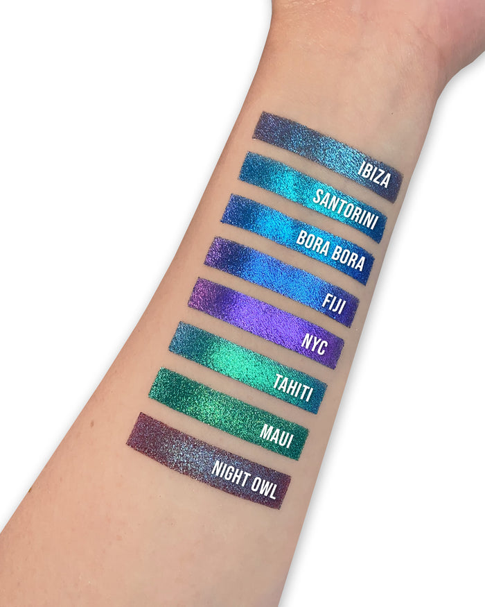 "NYC" DUOCHROME EYESHADOW WITH CASE