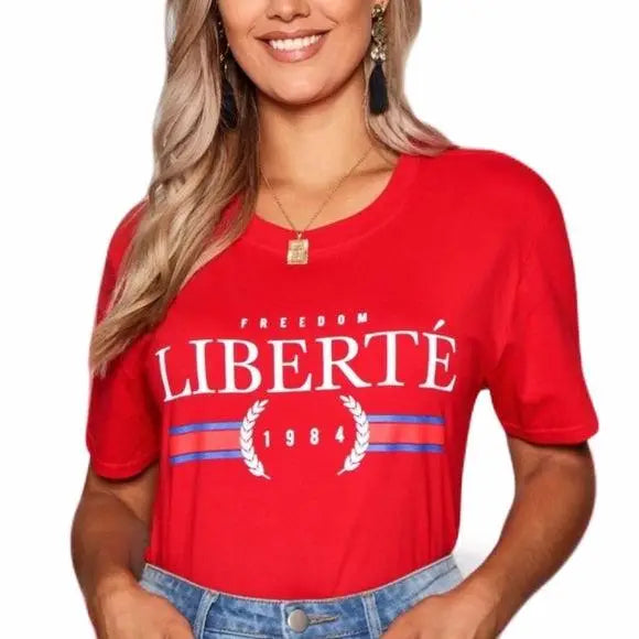 Plus Red Short Sleeve Graphic T Shirt - Wild Time Fashion