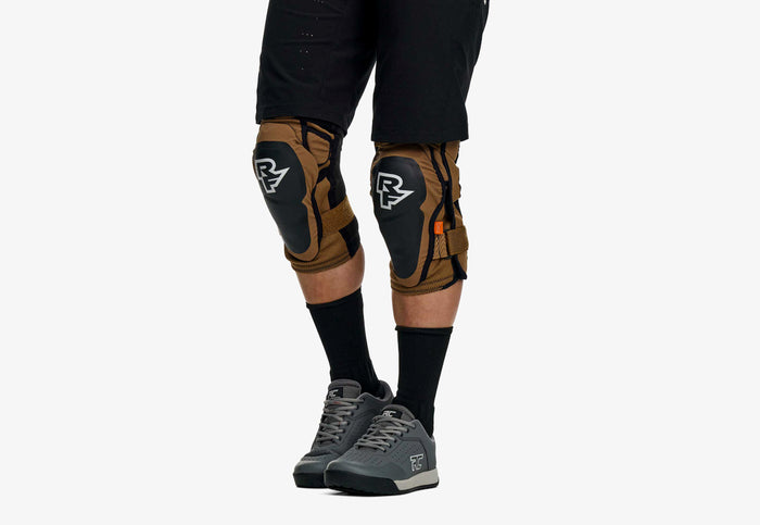 Roam Knee Stealth