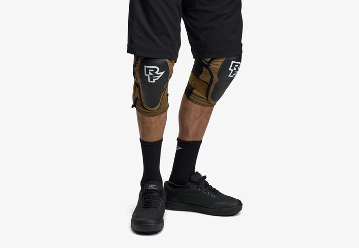 Roam Knee Stealth