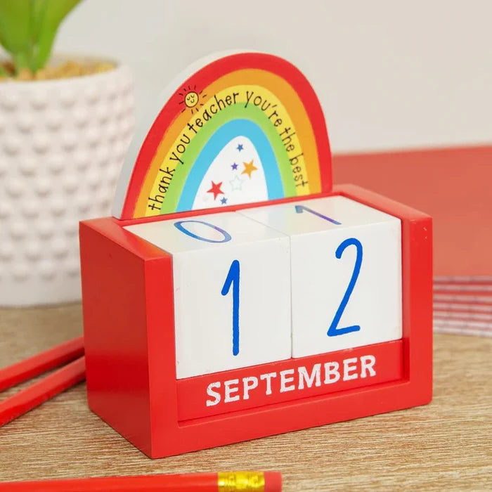 thank you teacher perpetual desk calendar with freestanding design and heartfelt message