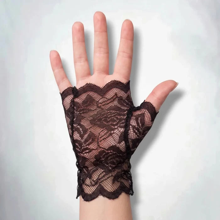 Victorian Black Floral Lace Wrist Gloves - Black / One size / Female - Fingerless Gloves