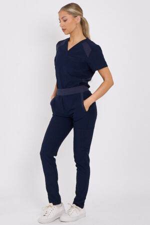 Women's Scrubs With Pockets - thefancydress.co.uk
